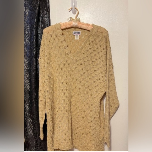 “Avon Style” Sweater Long Sleeves         SZ: (M/L) Loose Knit V-Neck - Picture 1 of 6